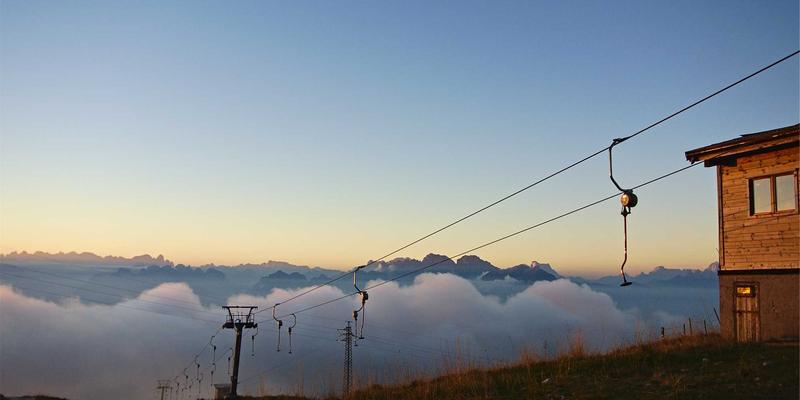 JS-CMM与DevOps融合：打造从提交到部署的前端持续交付与质量流水线