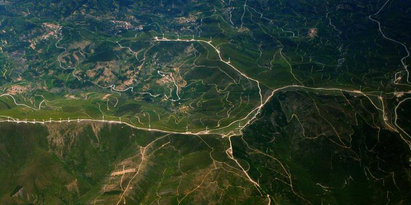 从JS-CMM视角看现代前端框架：如何构建高成熟度的项目管理规范与软件质量体系